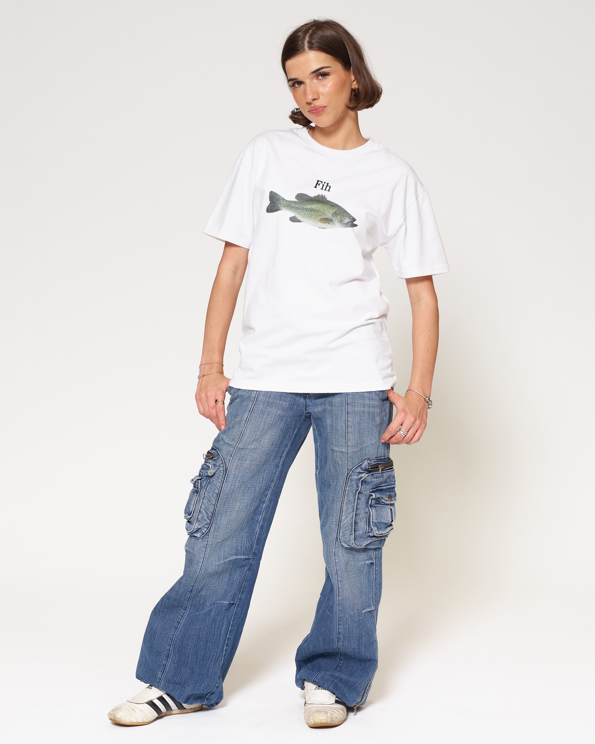 Czarna koszulka z grafiką FIH, – Streetwear Brand Tees recenzja i cena